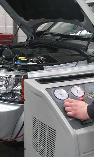 Conserto de ar condicionado para carros blindados